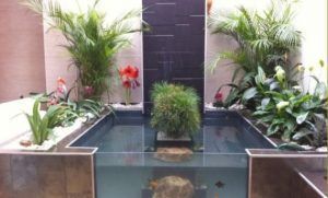 Ideas para decorar patios interiores y traseros