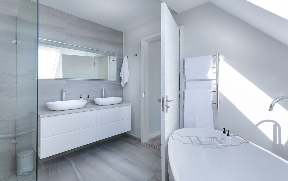 Los 3 estilos más importantes para la decoración - minimalista baños