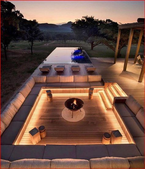 Fosos de Descanso: Oasis de Confort junto a la Piscina